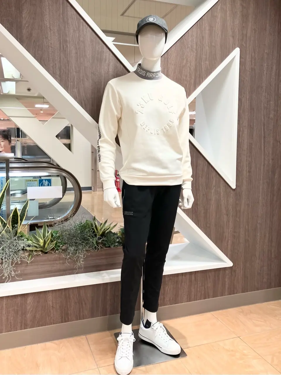 ONWARD CROSSET SELECT 小管 コーディネート画像