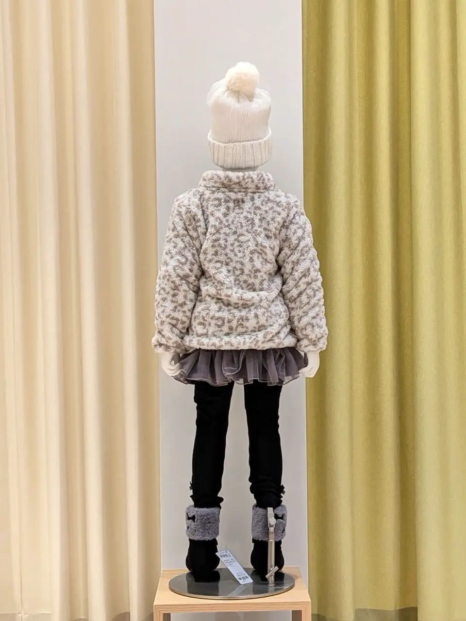 ONWARD CROSSET SELECT 川上 コーディネート画像