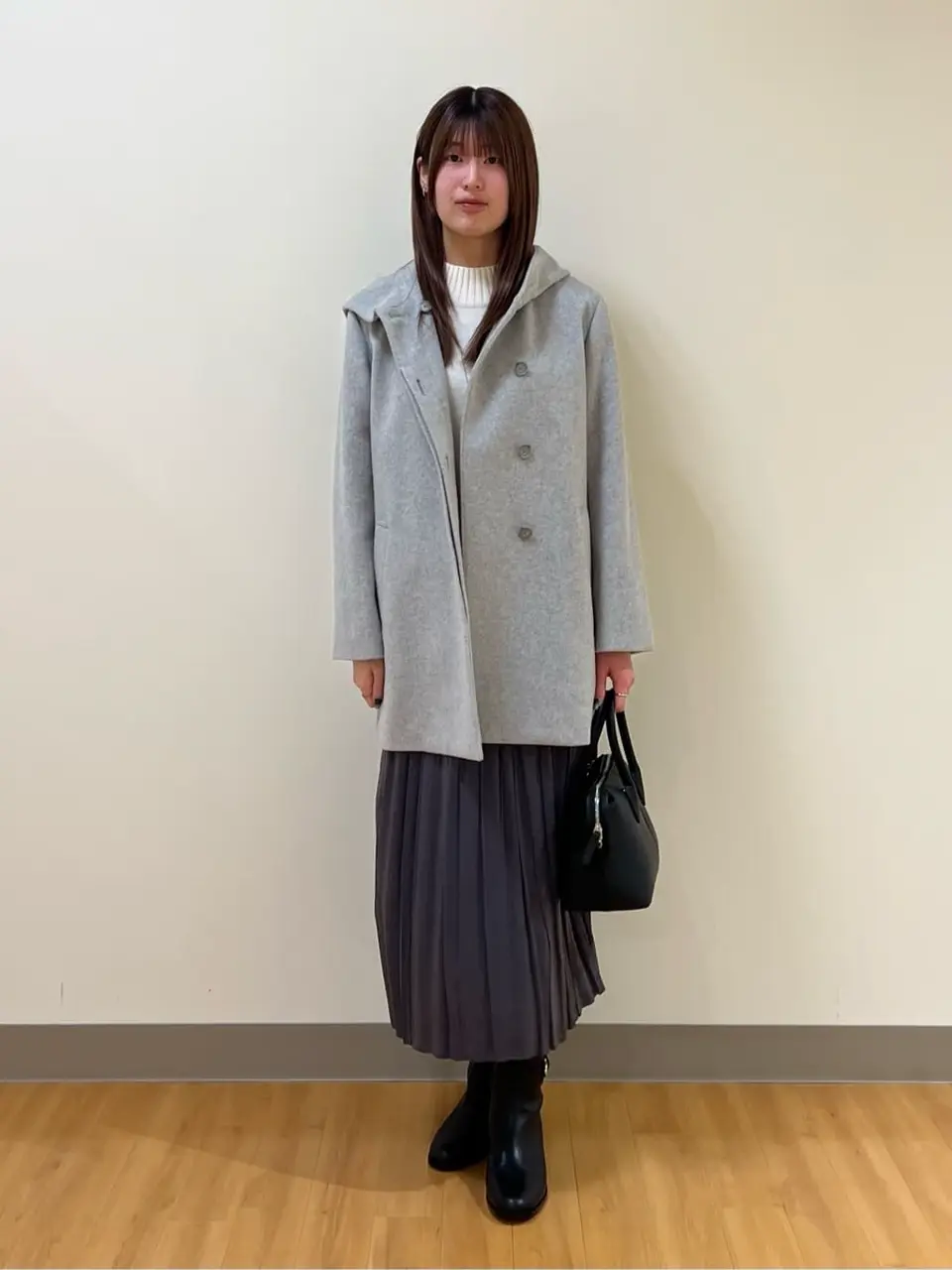  Aina コーディネート画像