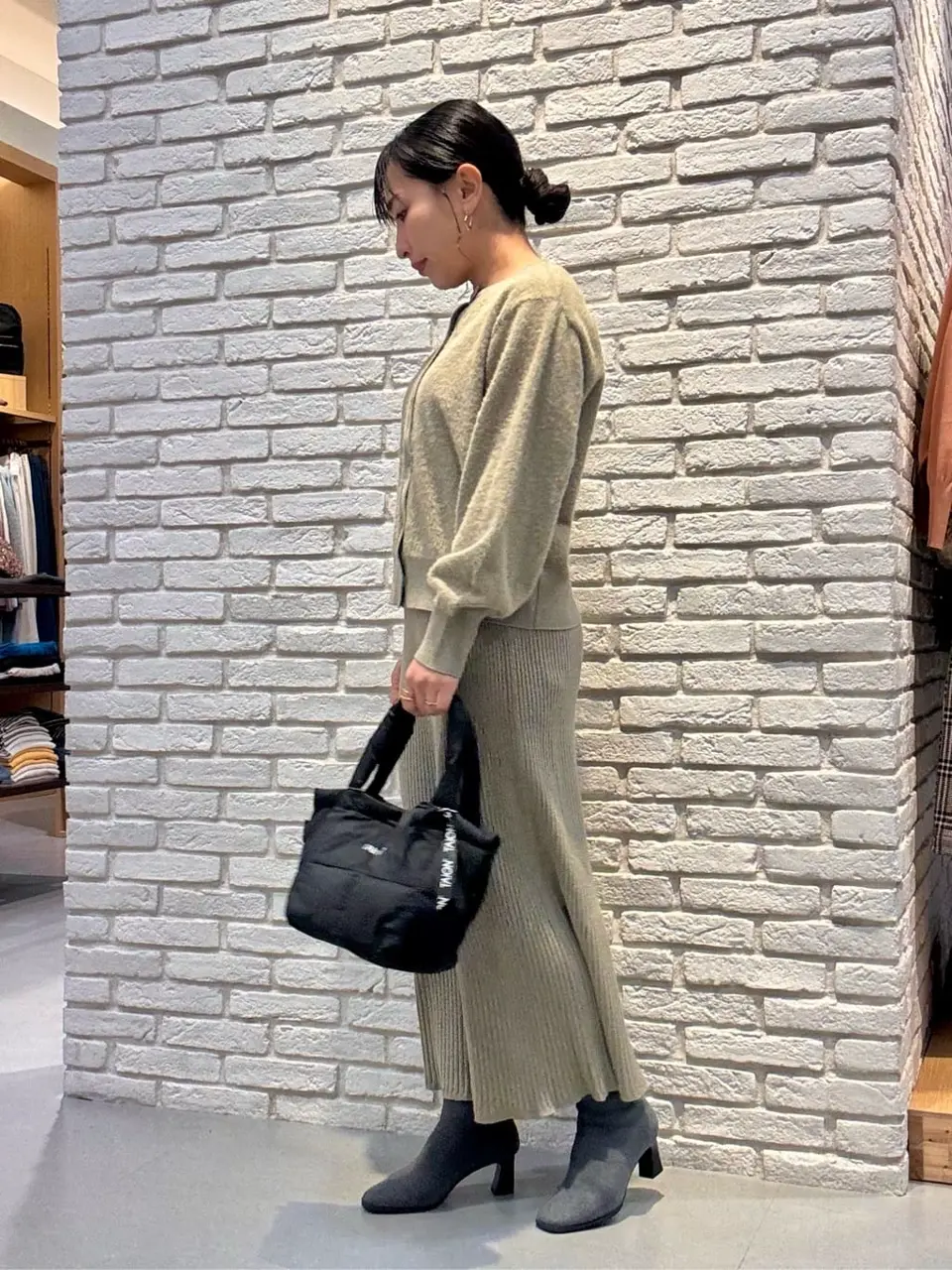 ONWARD CROSSET SELECT 服部 コーディネート画像