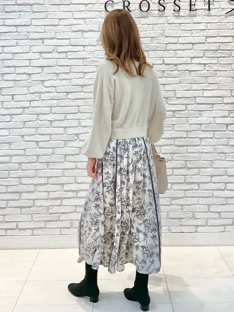 ONWARD CROSSET SELECT IZUMI コーディネート画像