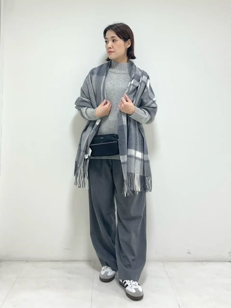 ONWARD CROSSET SELECT 岡田 コーディネート画像