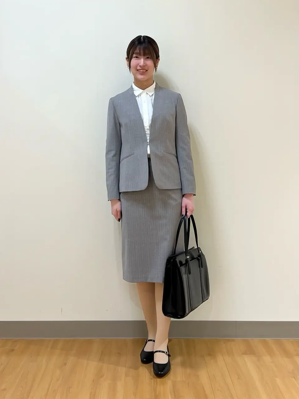  Aina コーディネート画像