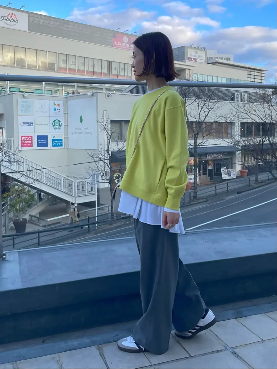 ONWARD CROSSET SELECT 岡田 コーディネート画像