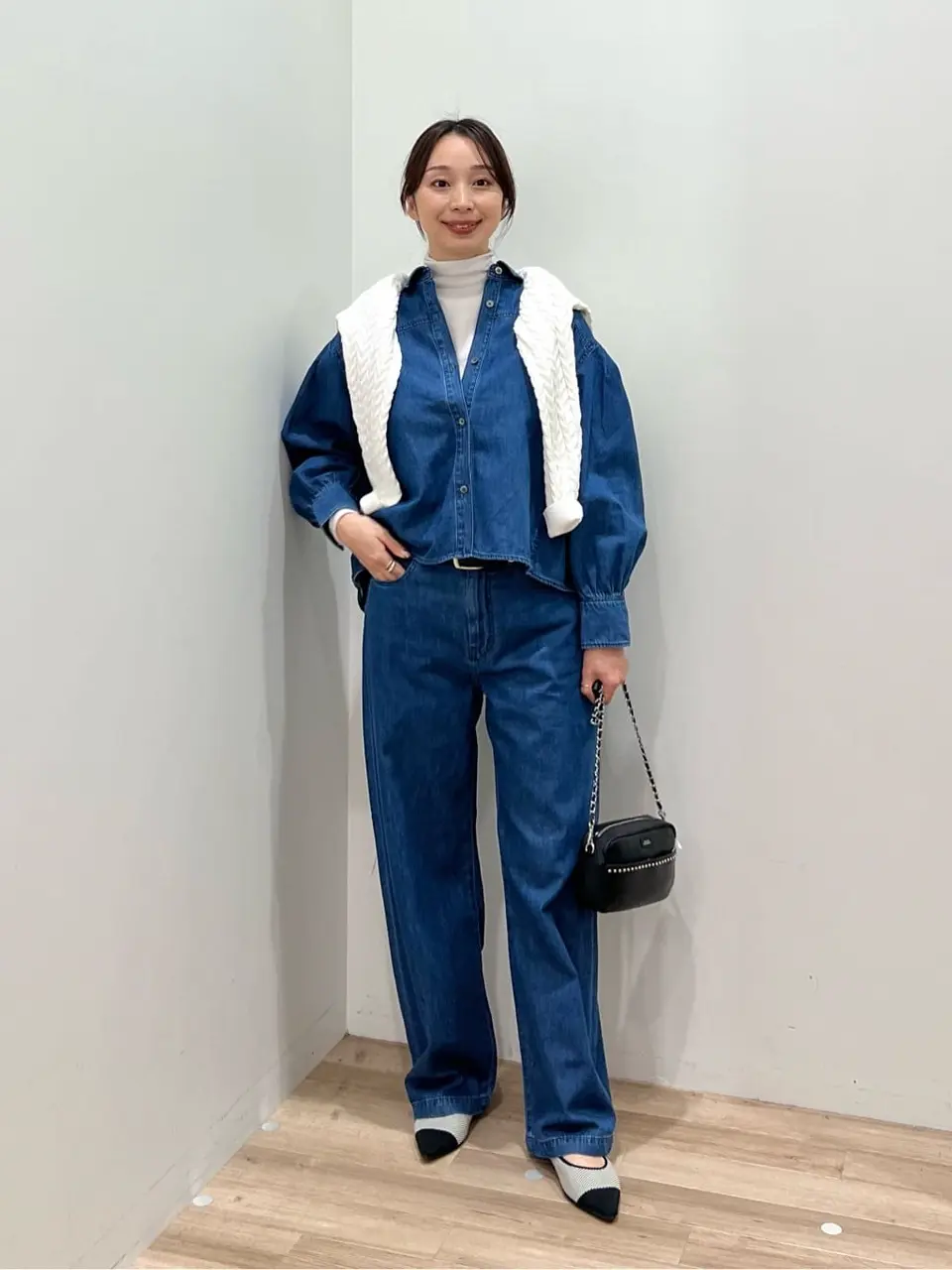  村上 コーディネート画像