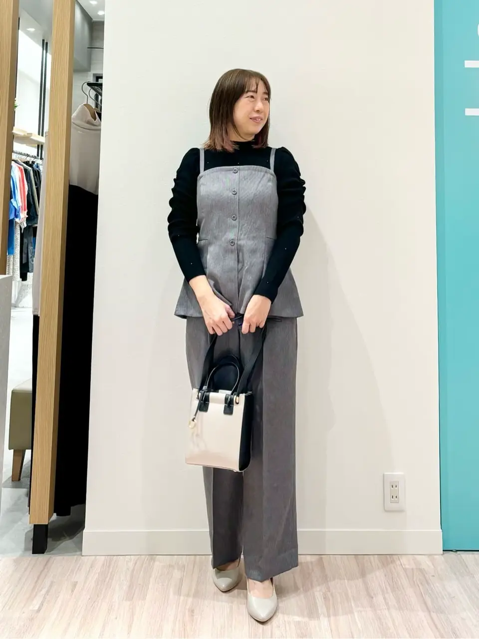  SAKAI コーディネート画像