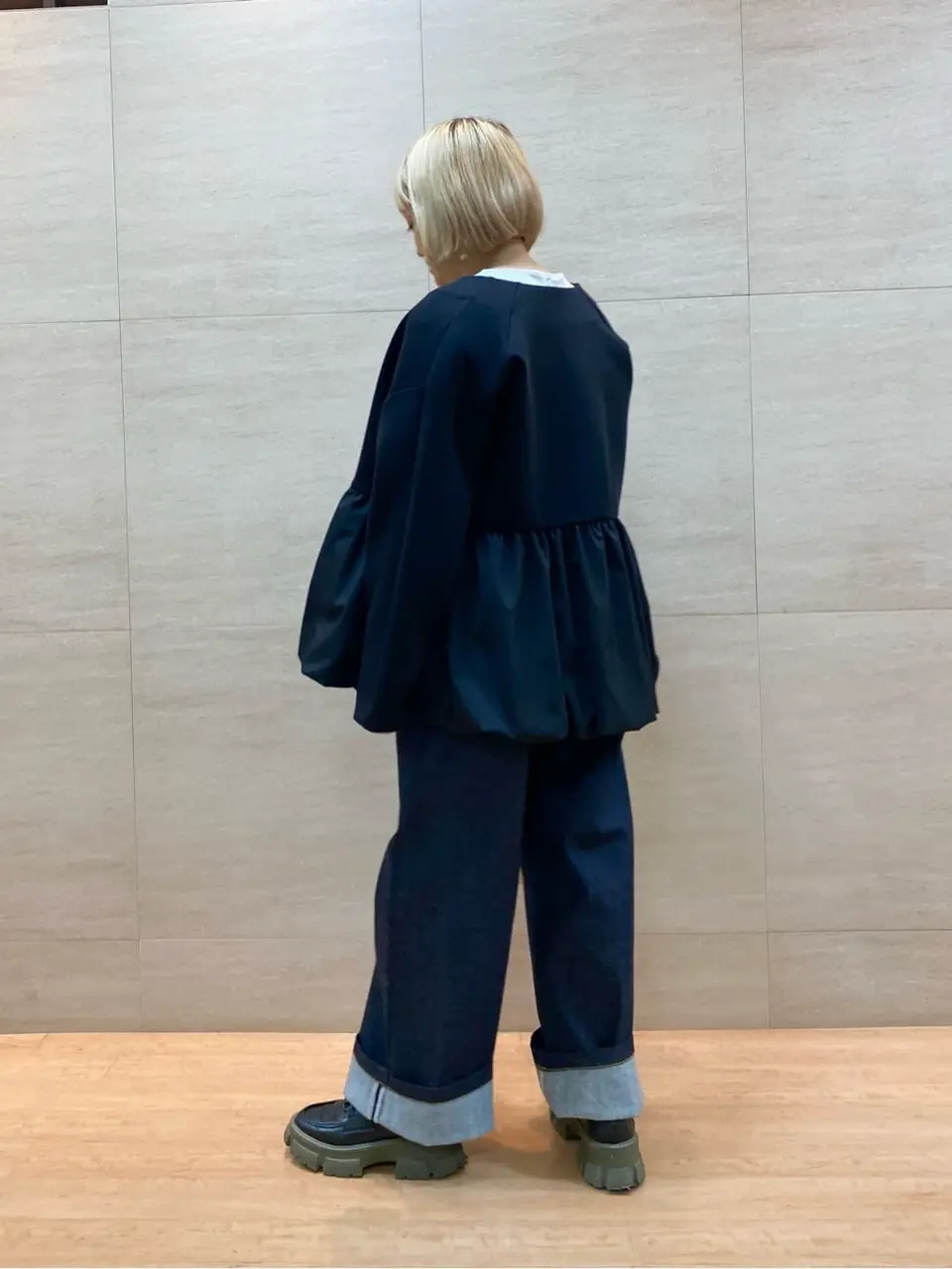 ONWARD CROSSET SELECT 佐藤 コーディネート画像