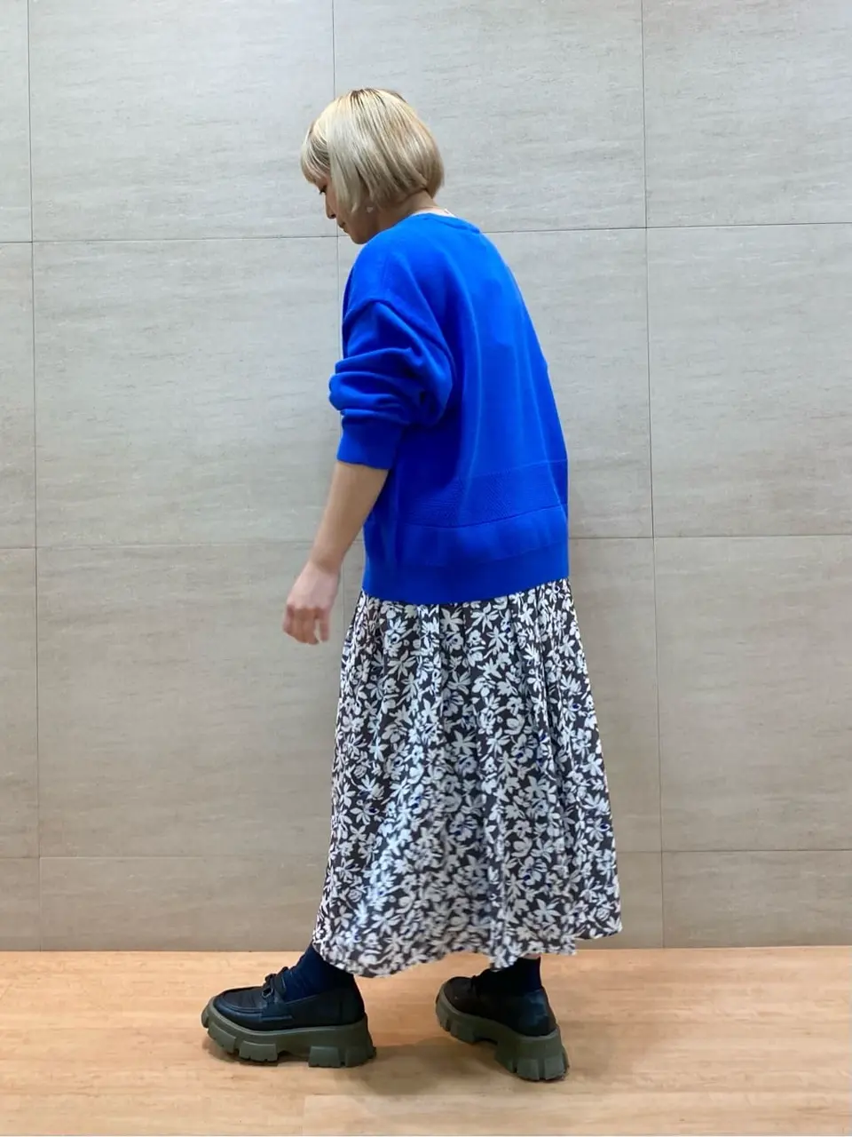 ONWARD CROSSET SELECT 佐藤 コーディネート画像