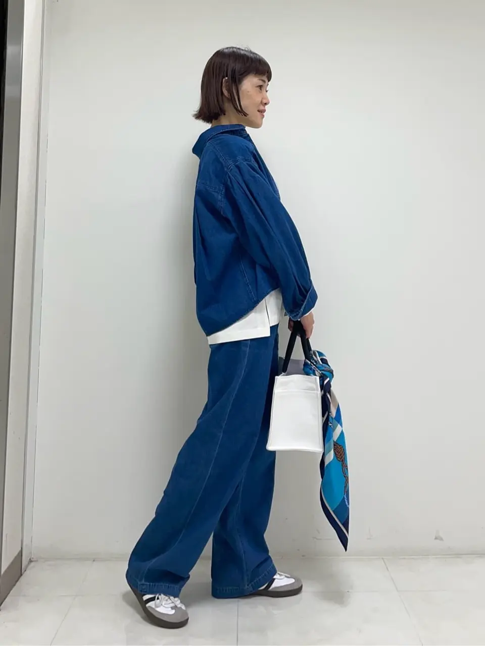 ONWARD CROSSET SELECT 岡田 コーディネート画像