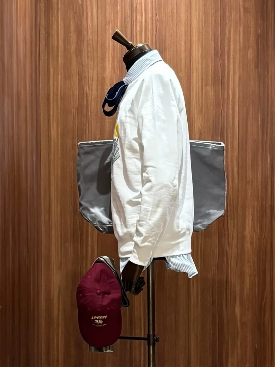 ONWARD CROSSET SELECT 戸森 コーディネート画像