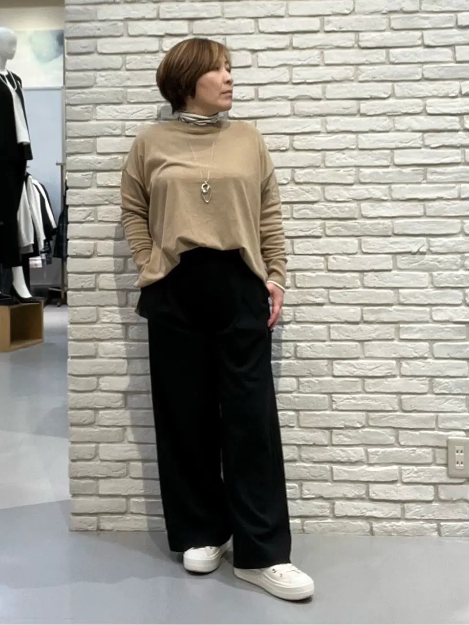 ONWARD CROSSET SELECT 吉田 コーディネート画像