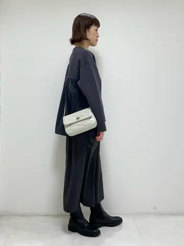 ONWARD CROSSET SELECT 岡田 コーディネート画像