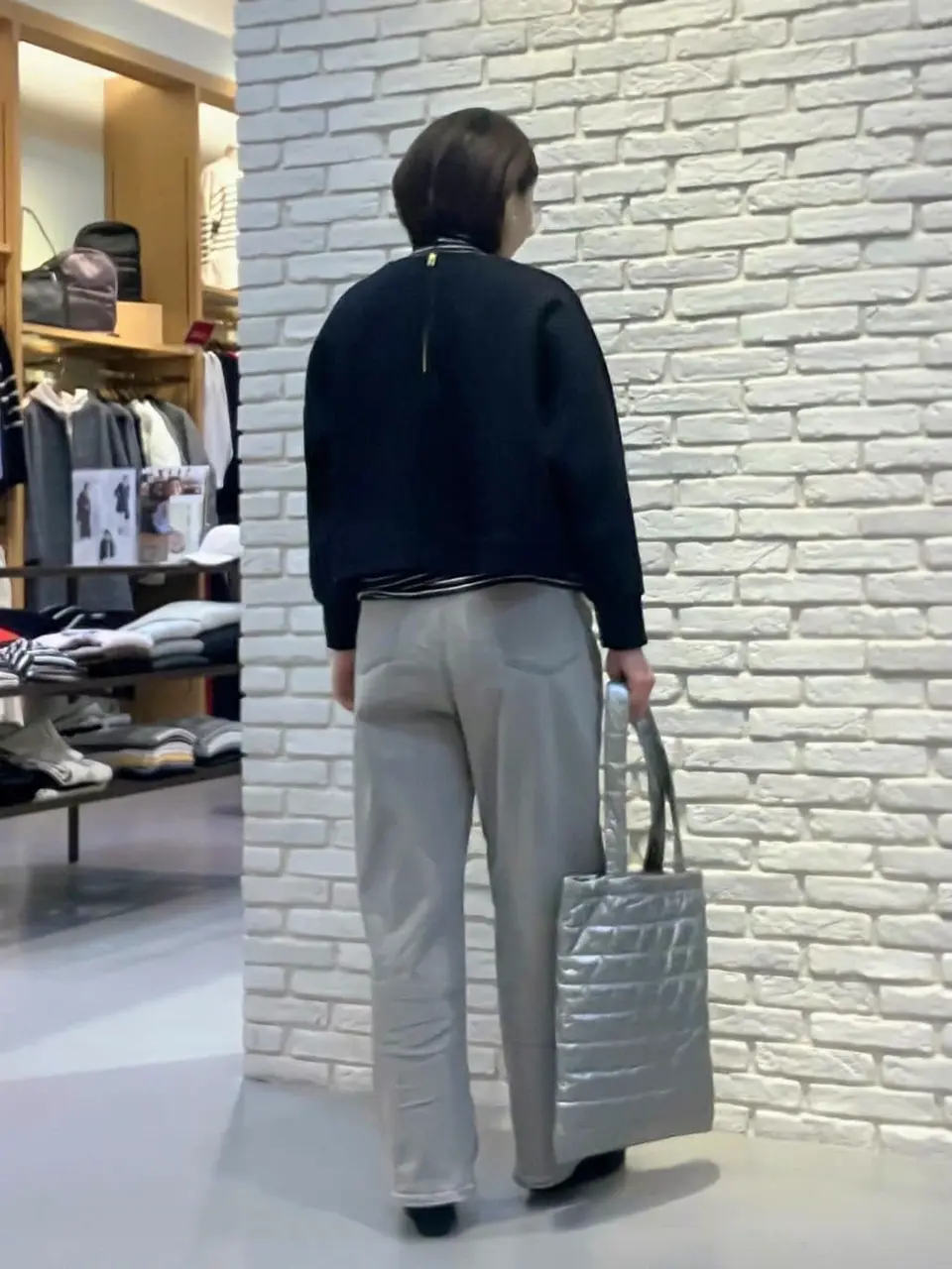 ONWARD CROSSET SELECT Tomi コーディネート画像