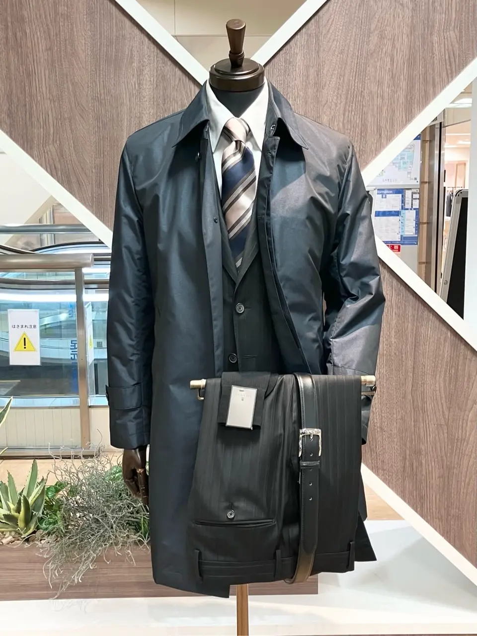 ONWARD CROSSET SELECT 小管 コーディネート画像