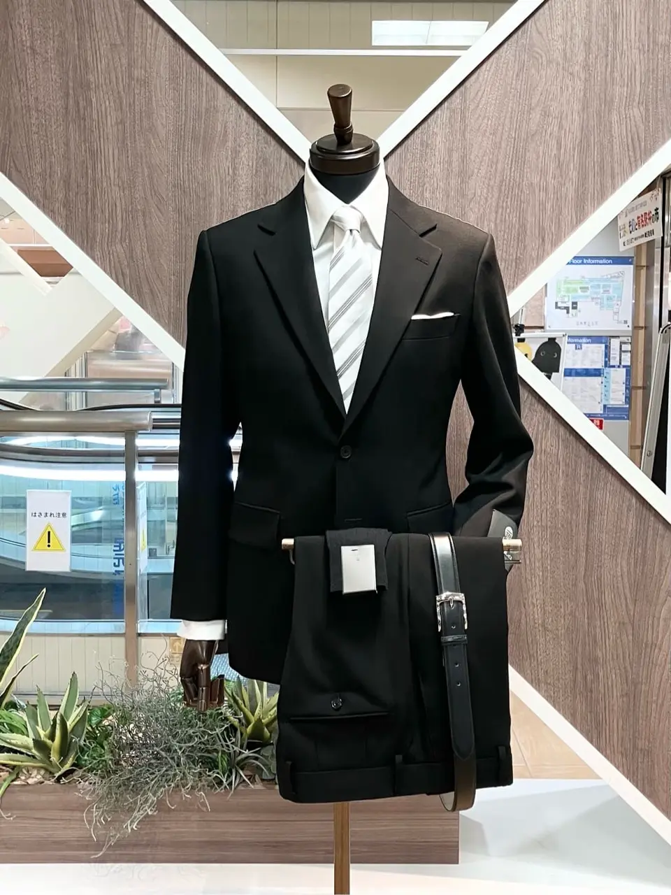 ONWARD CROSSET SELECT 小管 コーディネート画像