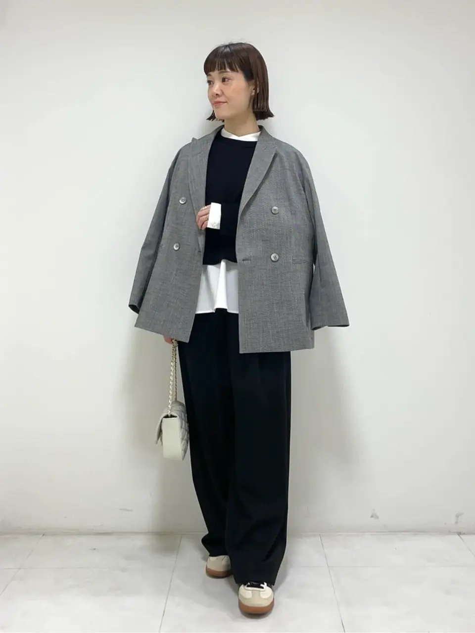 ONWARD CROSSET SELECT 岡田 コーディネート画像