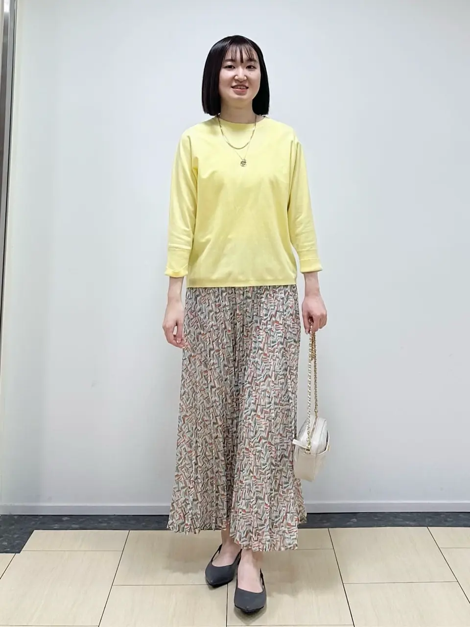 ONWARD CROSSET SELECT 阿部 コーディネート画像