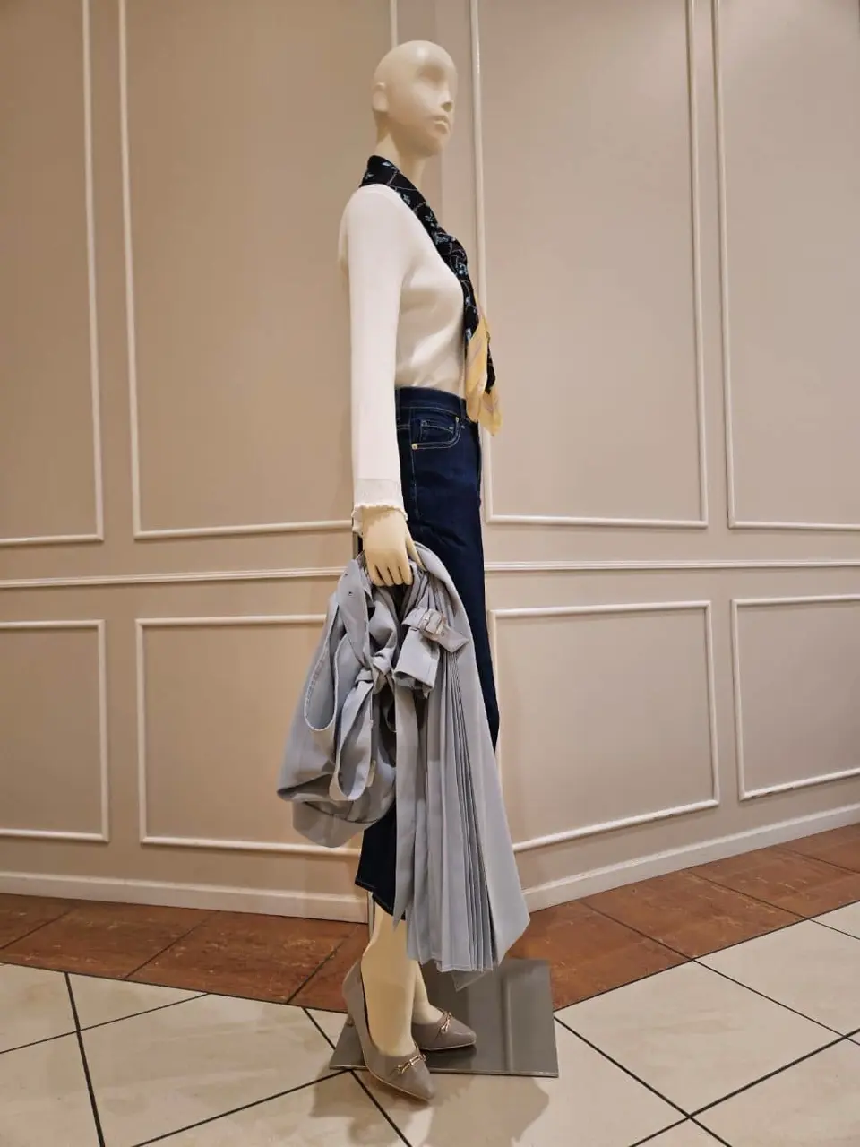 ONWARD CROSSET SELECT 佐々木 コーディネート画像