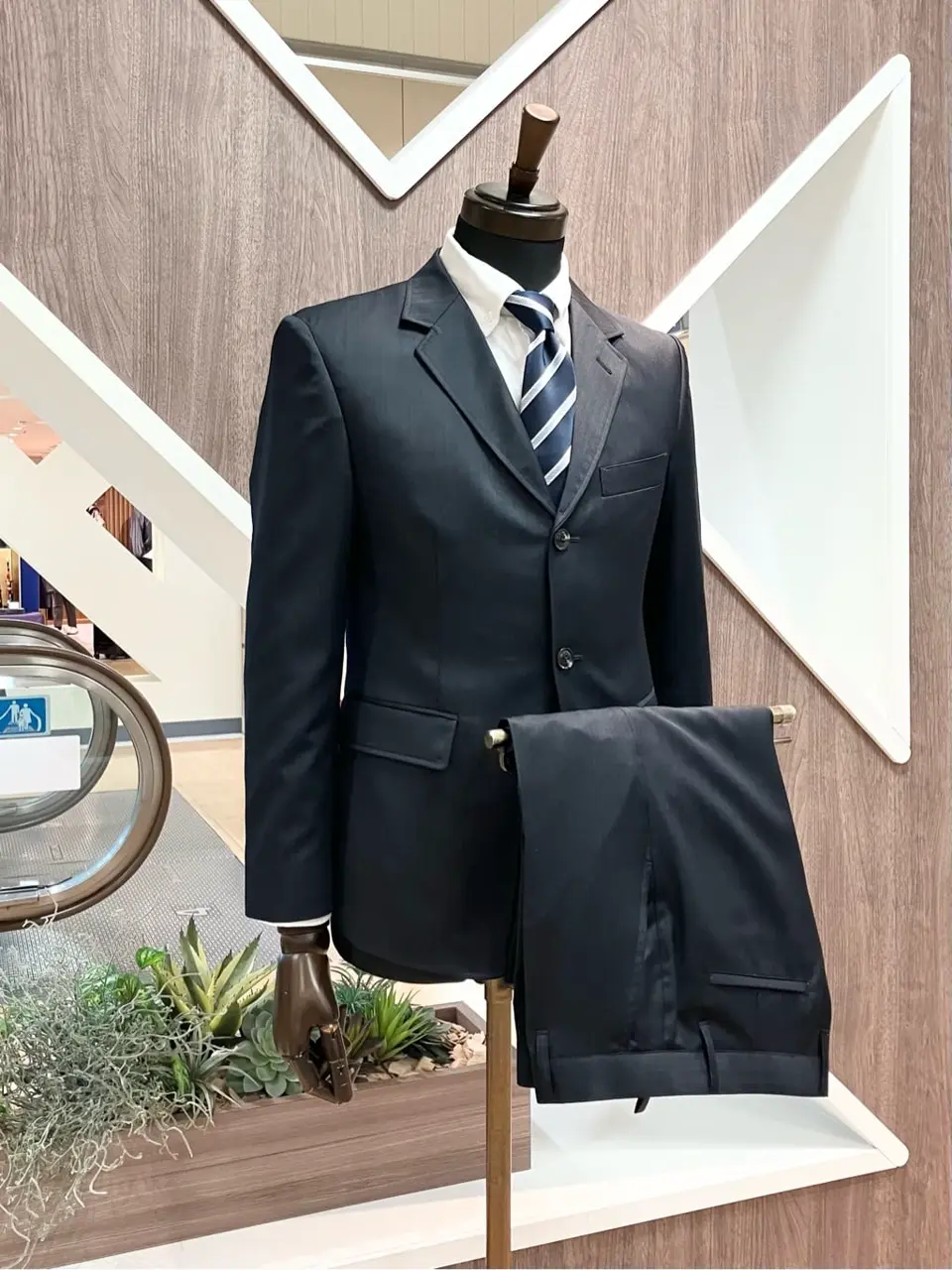 ONWARD CROSSET SELECT 小管 コーディネート画像