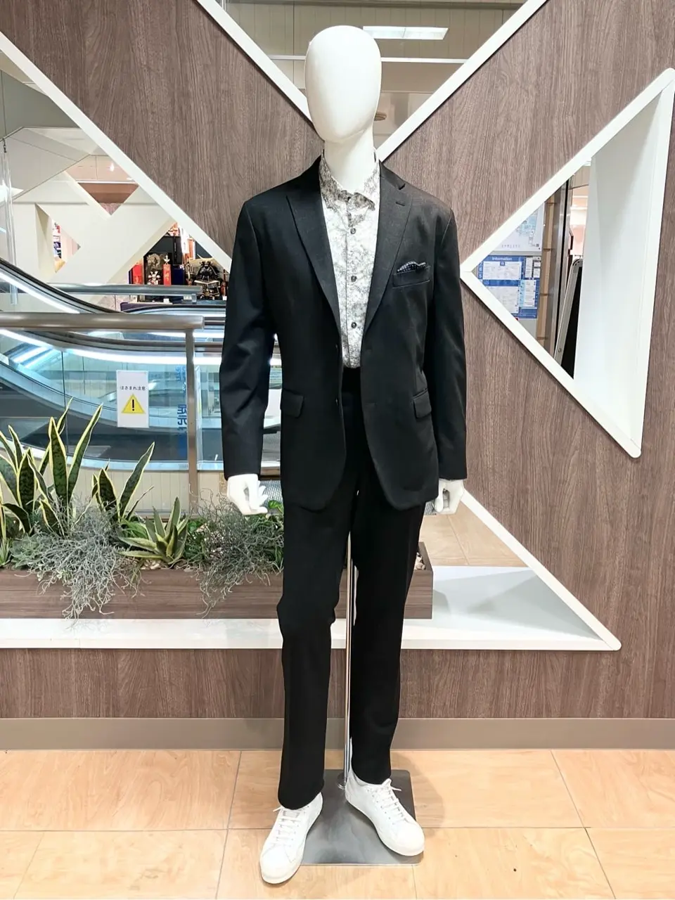 ONWARD CROSSET SELECT 小管 コーディネート画像