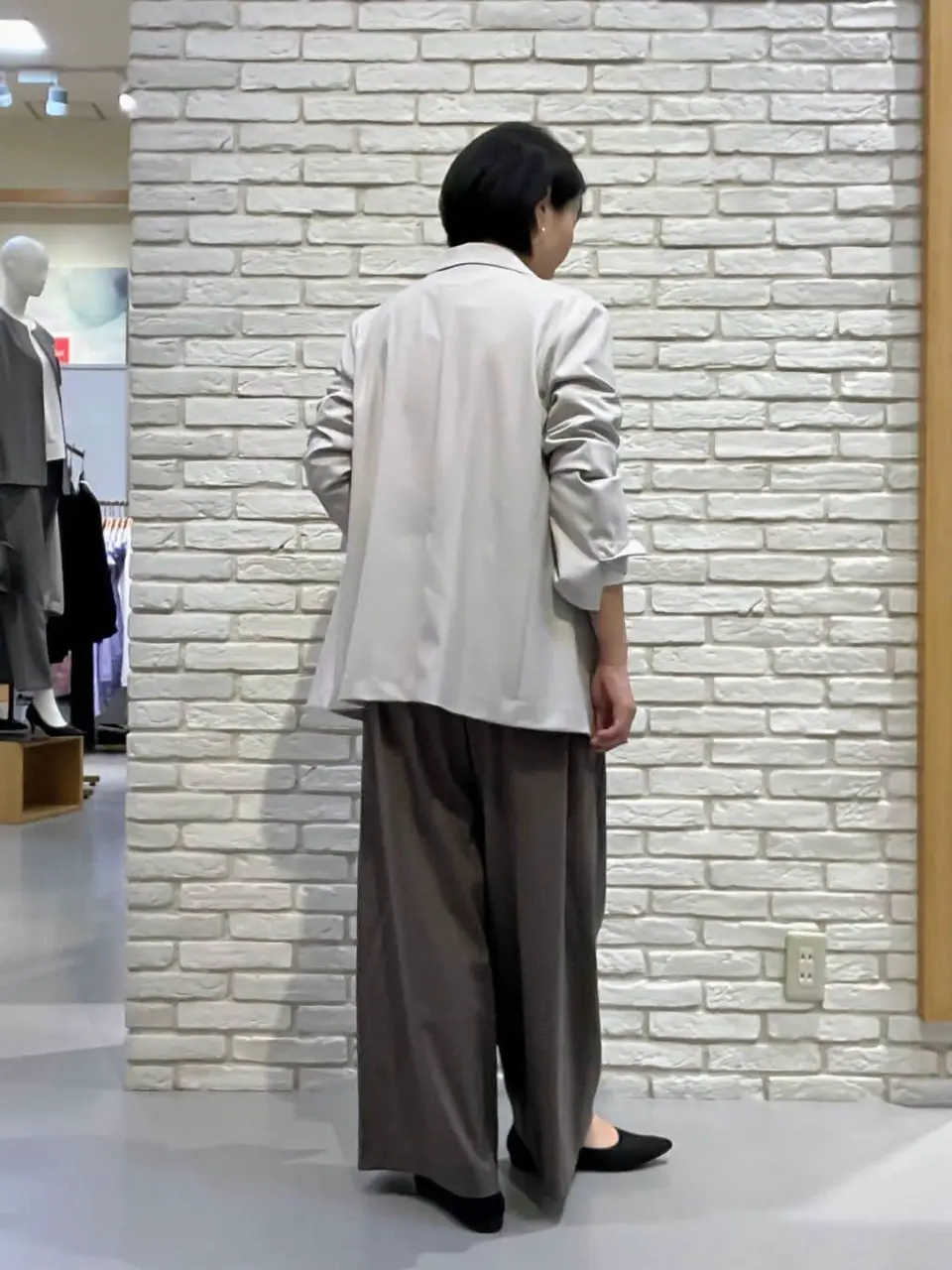 ONWARD CROSSET SELECT Tomi コーディネート画像