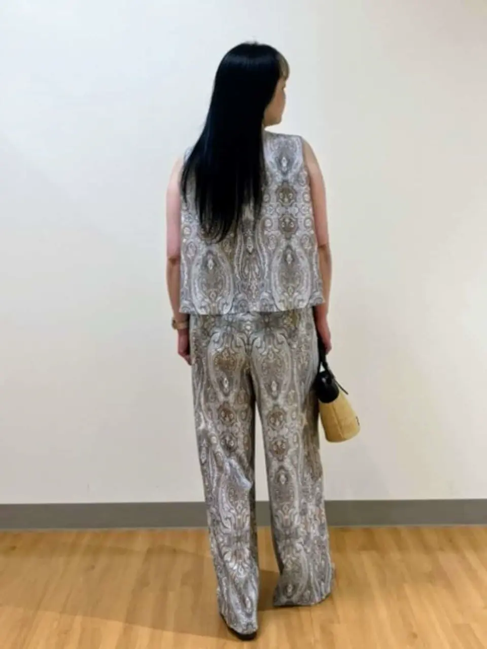 ONWARD CROSSET SELECT nori コーディネート画像