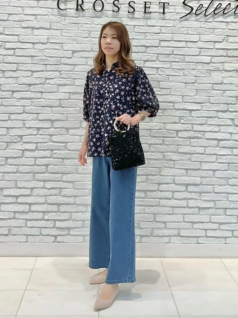  IZUMI コーディネート画像