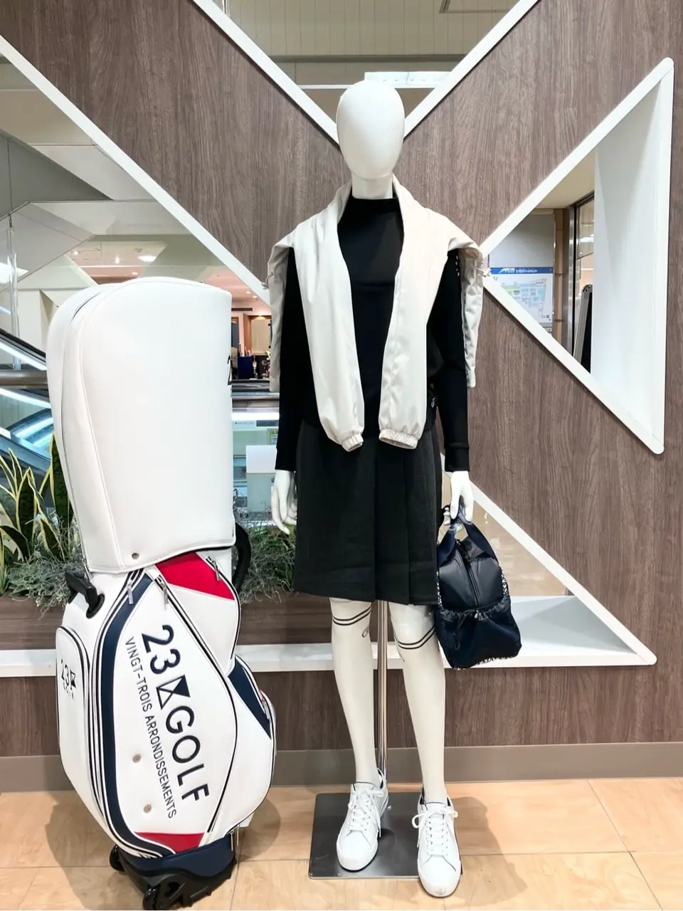 ONWARD CROSSET SELECT 小管 コーディネート画像