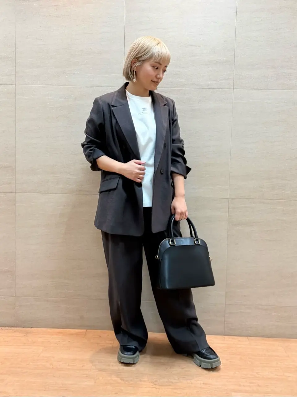 ONWARD CROSSET SELECT 佐藤 コーディネート画像