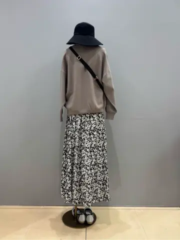 ONWARD CROSSET SELECT J.D コーディネート画像