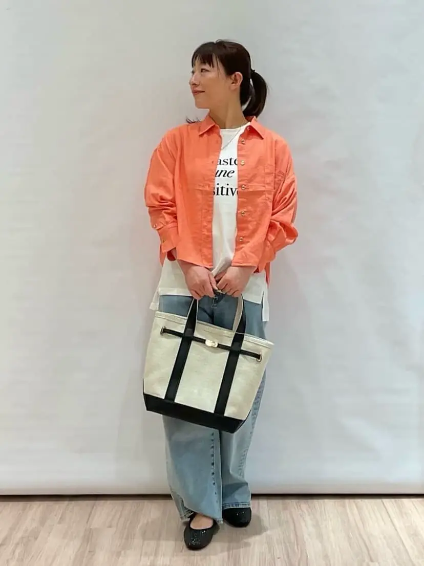  深田 コーディネート画像