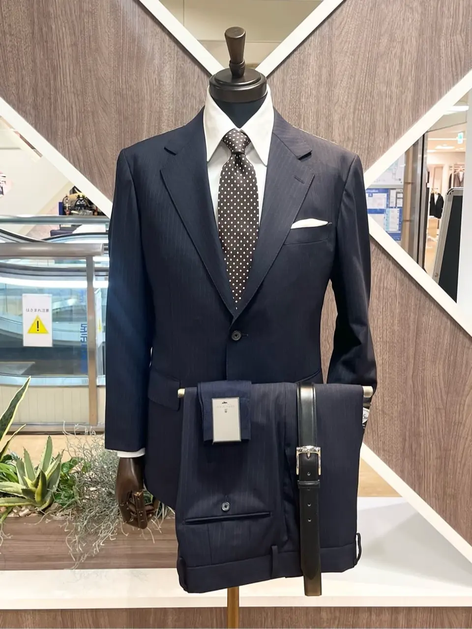 ONWARD CROSSET SELECT 小管 コーディネート画像