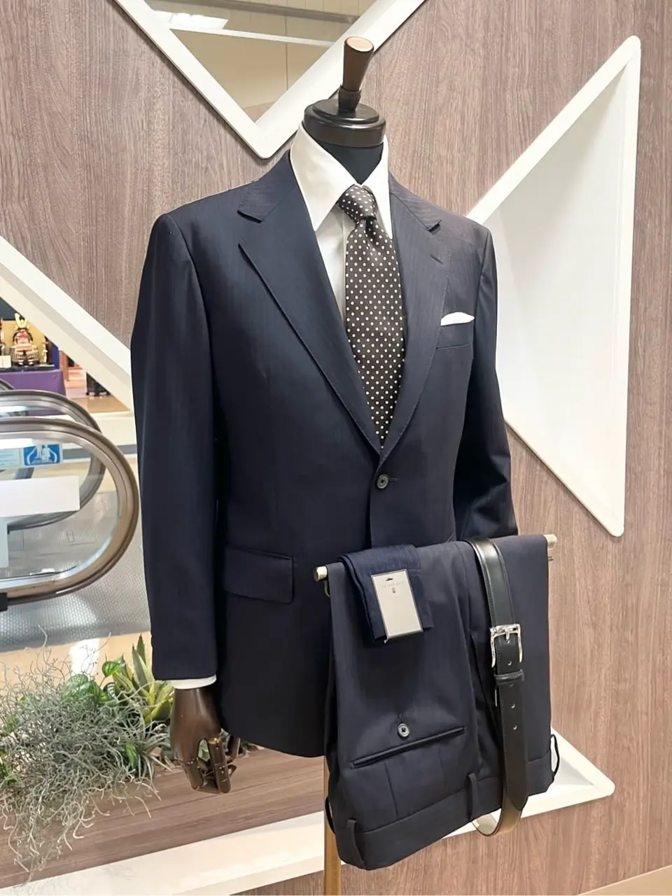 ONWARD CROSSET SELECT 小管 コーディネート画像