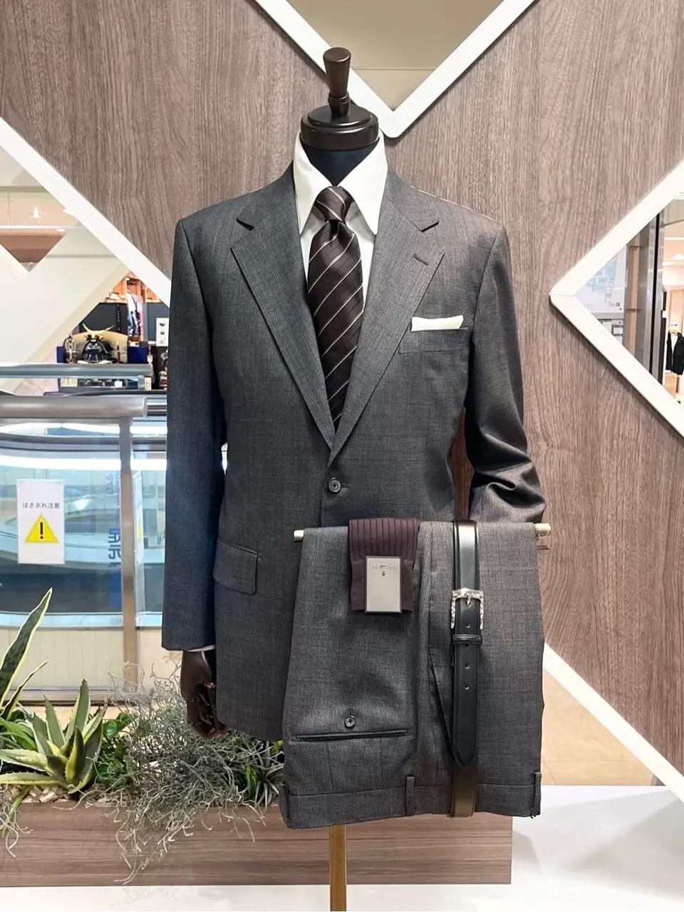 ONWARD CROSSET SELECT 小管 コーディネート画像