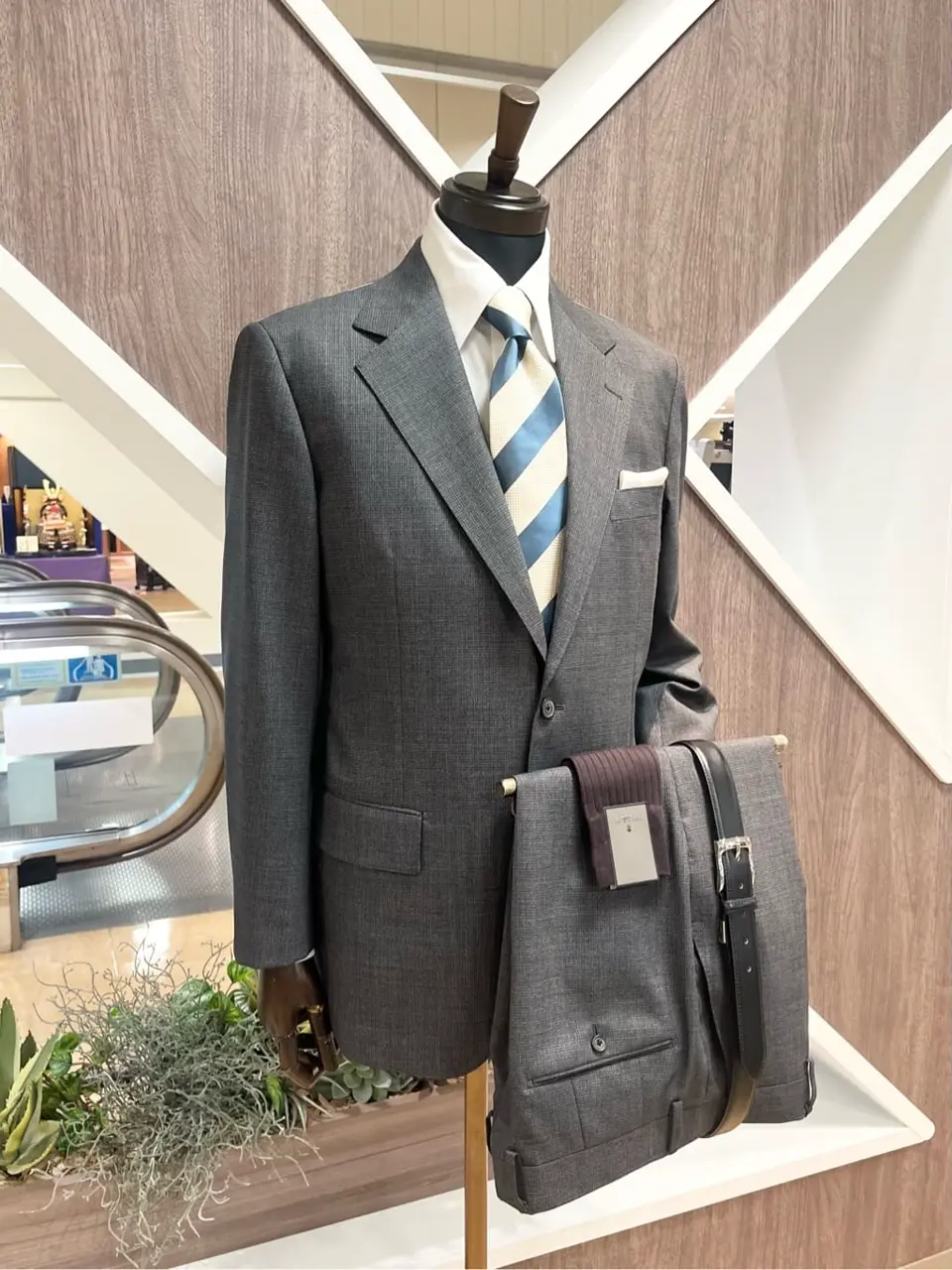 ONWARD CROSSET SELECT 小管 コーディネート画像