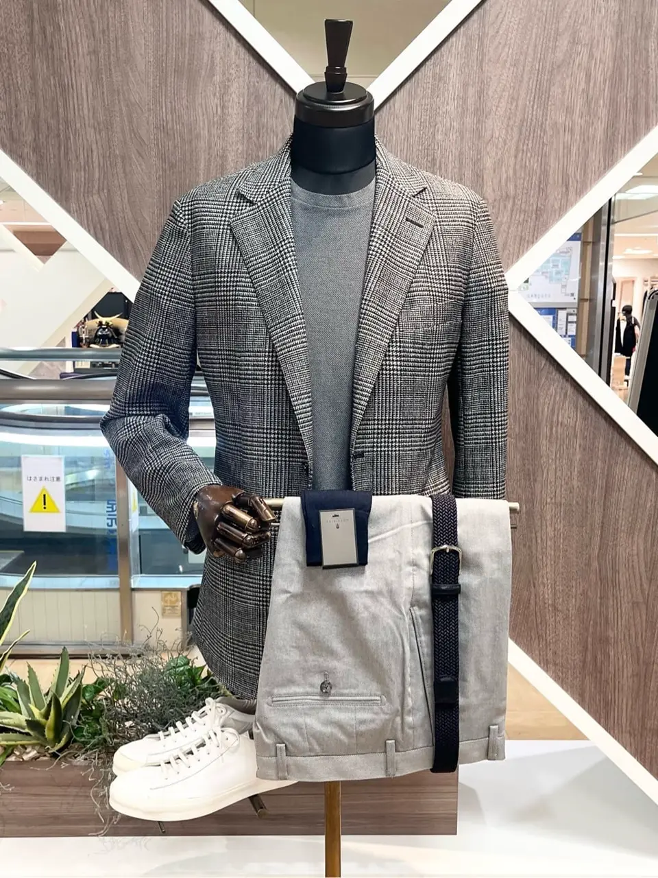 ONWARD CROSSET SELECT 小管 コーディネート画像