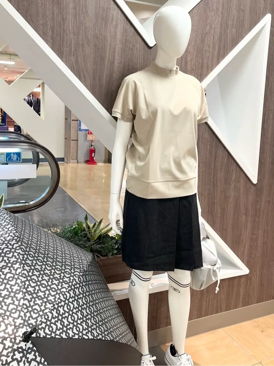 ONWARD CROSSET SELECT 小管 コーディネート画像