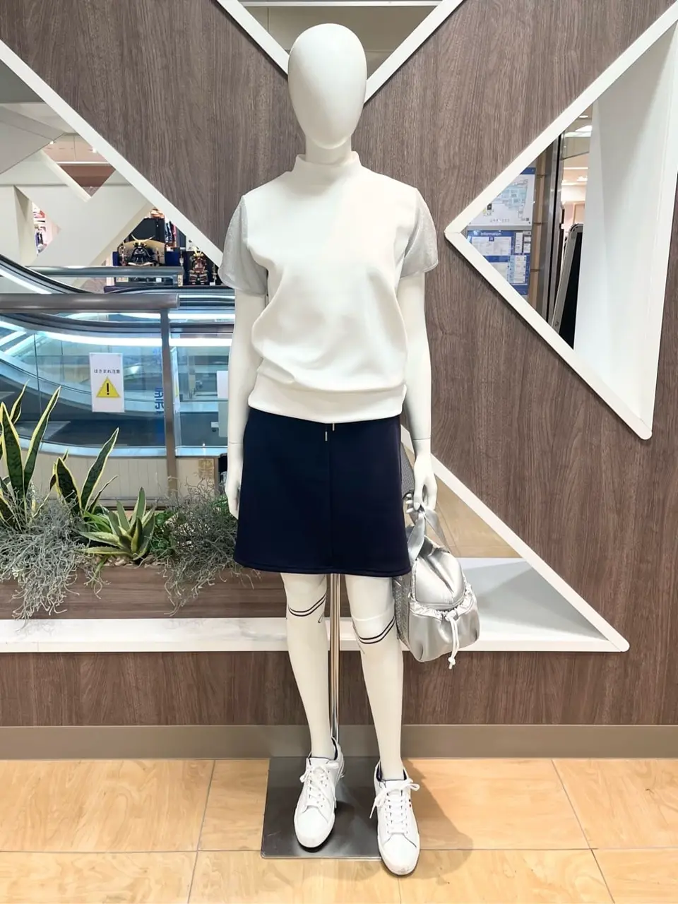 ONWARD CROSSET SELECT 小管 コーディネート画像