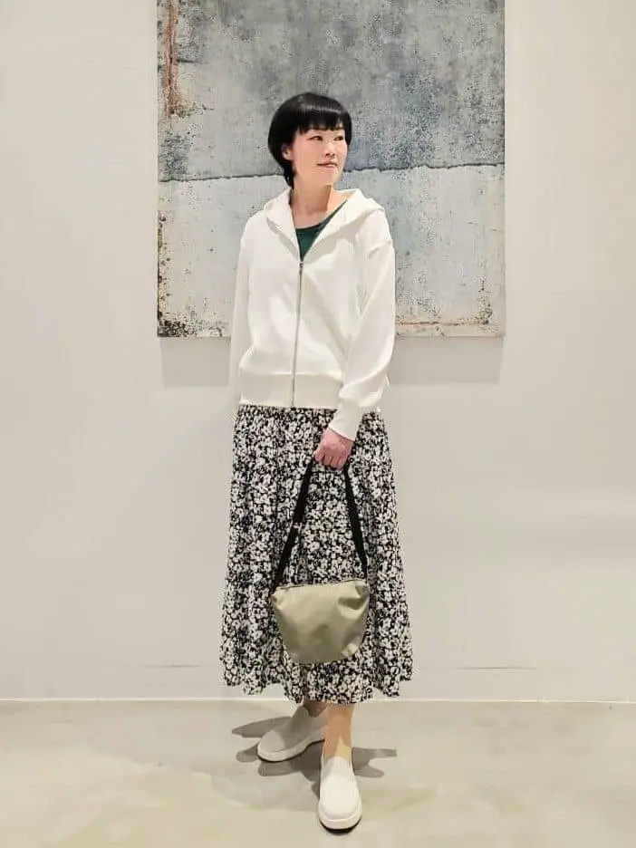  本吉 コーディネート画像