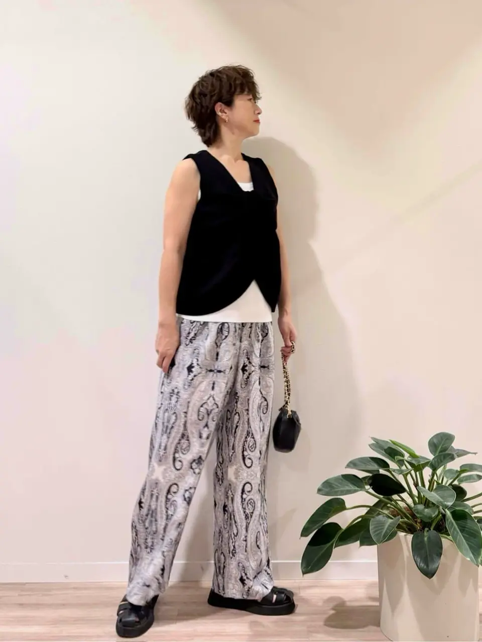 ONWARD CROSSET SELECT 照木 コーディネート画像