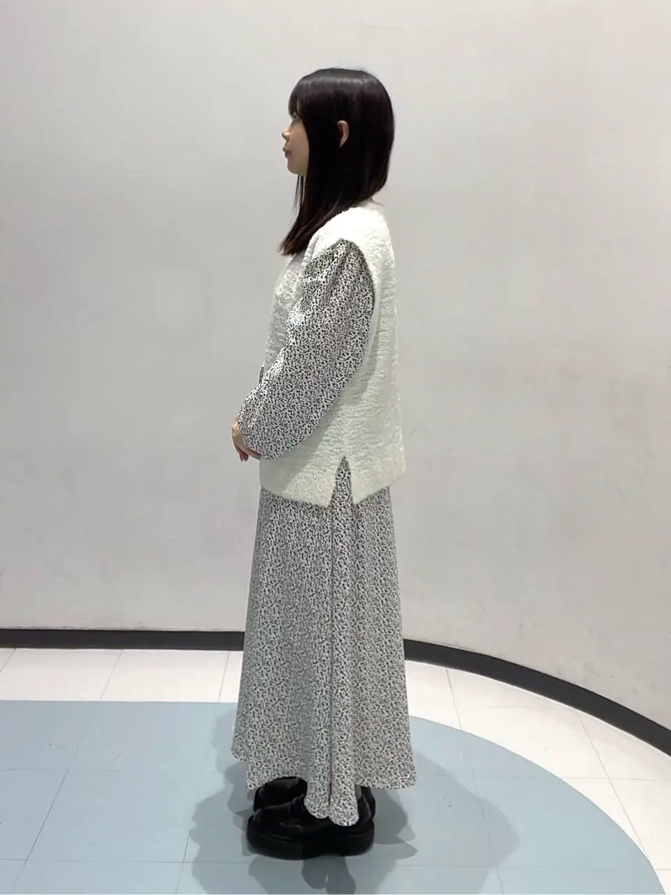 ONWARD CROSSET SELECT 安田 コーディネート画像