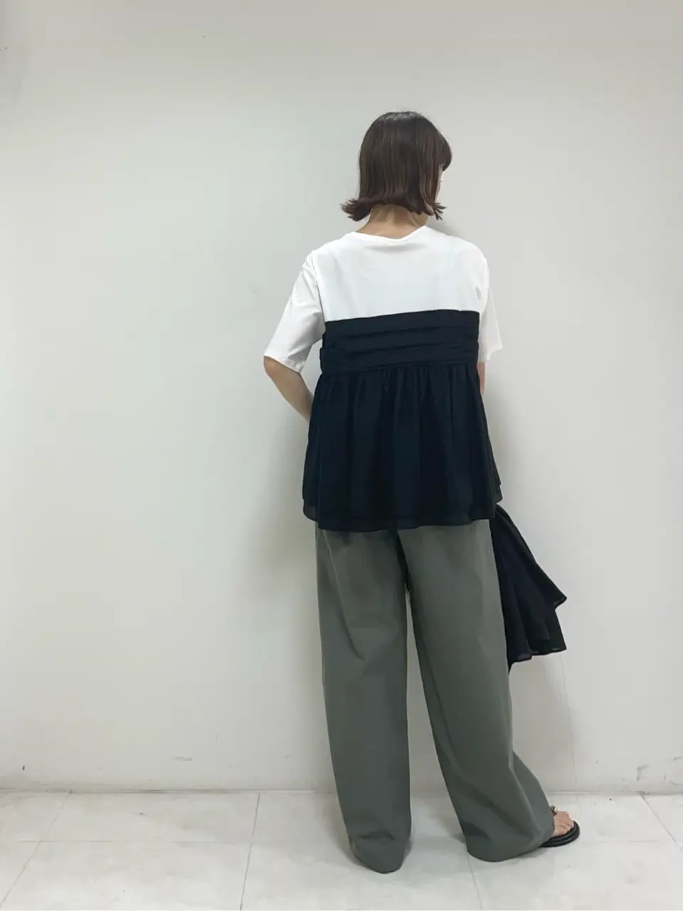 ONWARD CROSSET SELECT 岡田 コーディネート画像