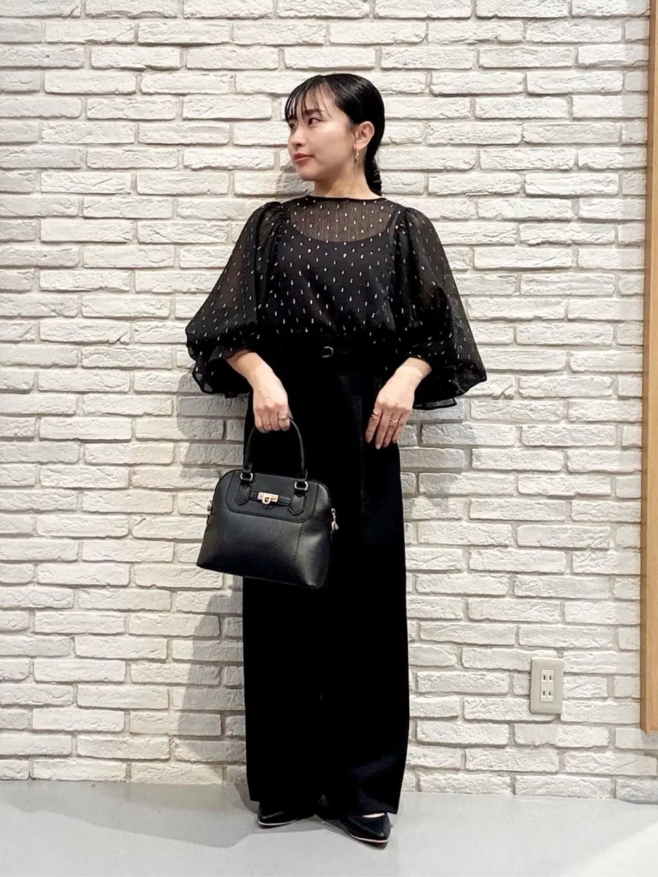 ONWARD CROSSET SELECT 服部 コーディネート画像