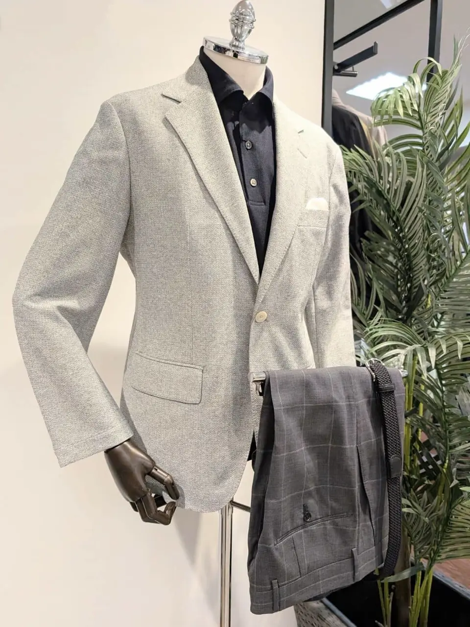  市川真理子 コーディネート画像