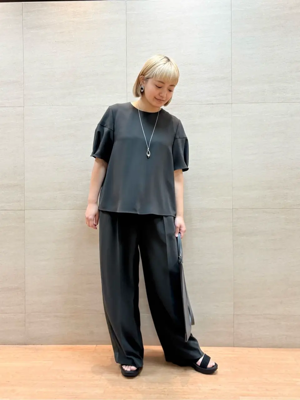 ONWARD CROSSET SELECT 佐藤 コーディネート画像