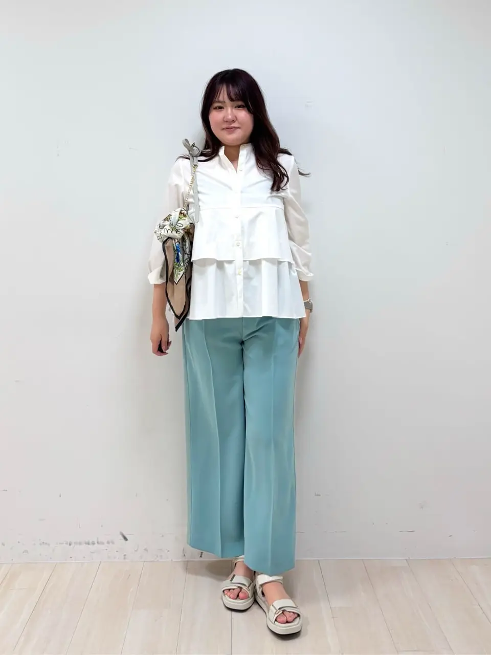 ONWARD CROSSET SELECT 伊藤 コーディネート画像