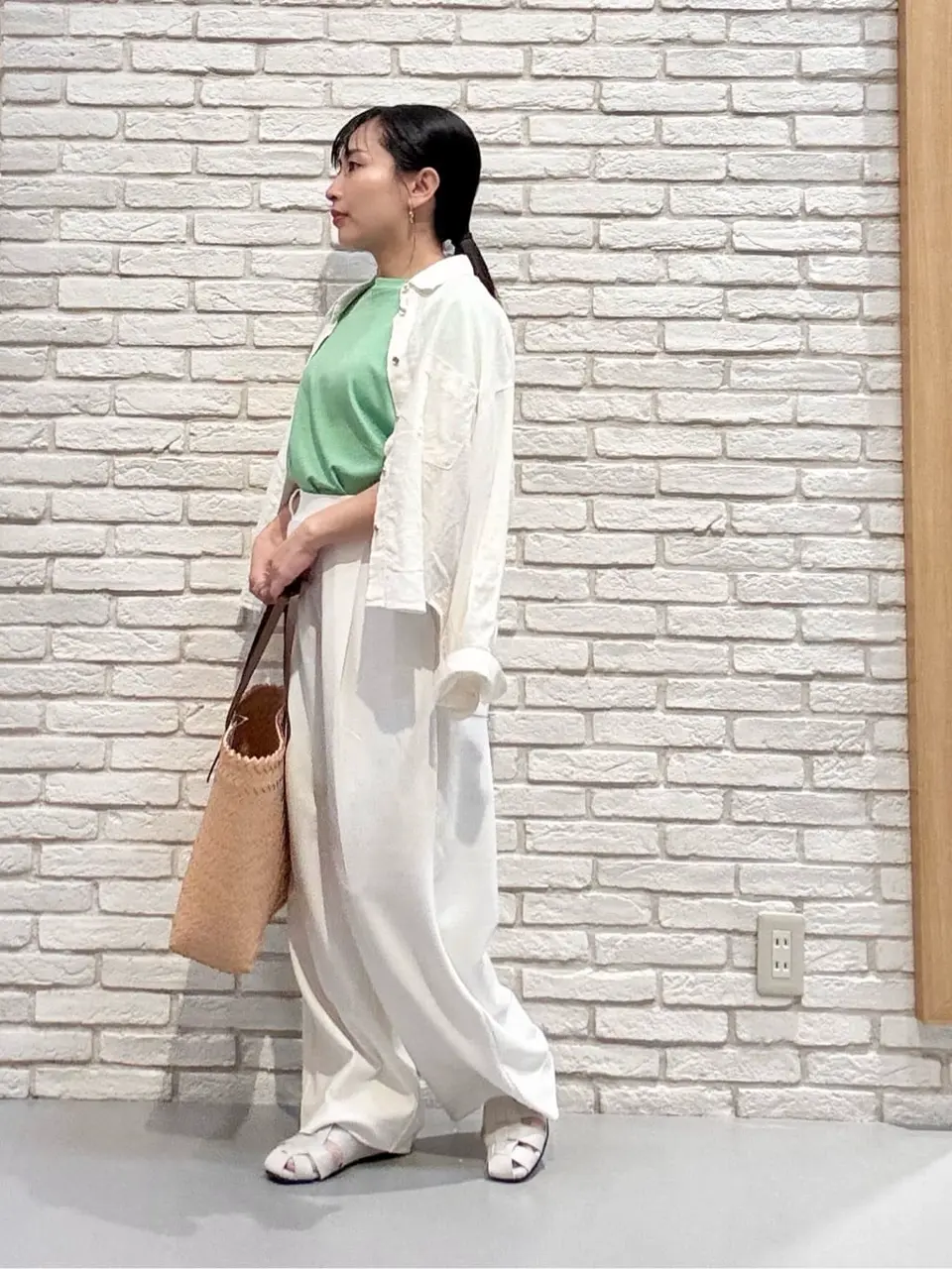 ONWARD CROSSET SELECT 服部 コーディネート画像