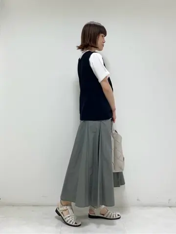 ONWARD CROSSET SELECT 岡田 コーディネート画像