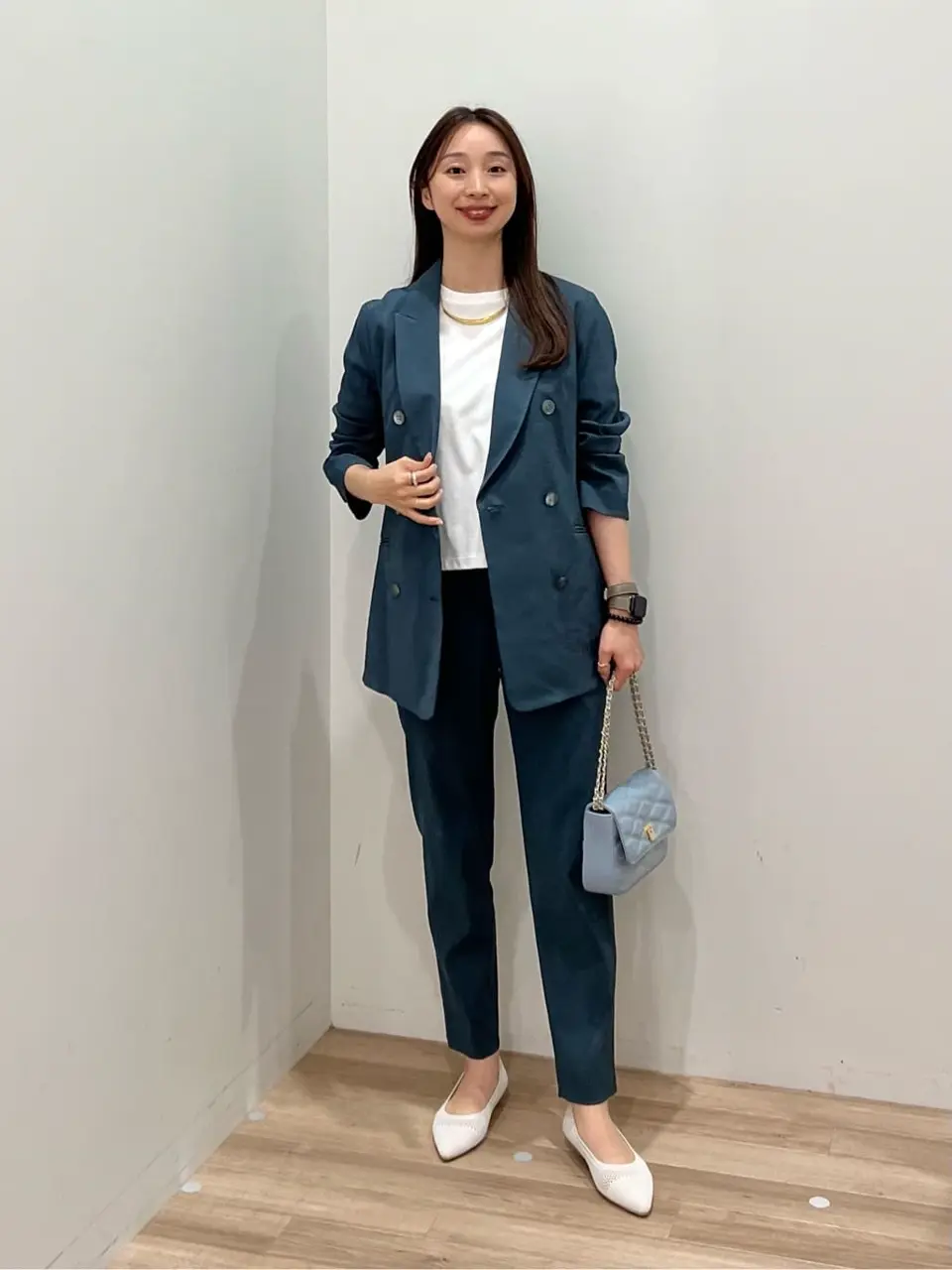  村上 コーディネート画像