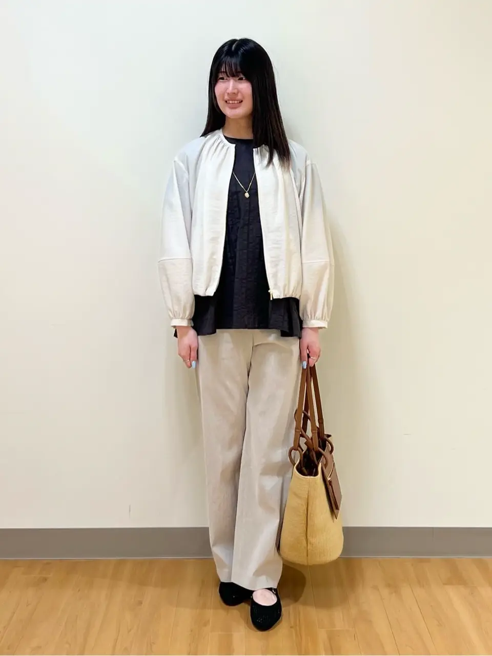 ONWARD CROSSET SELECT Aina コーディネート画像